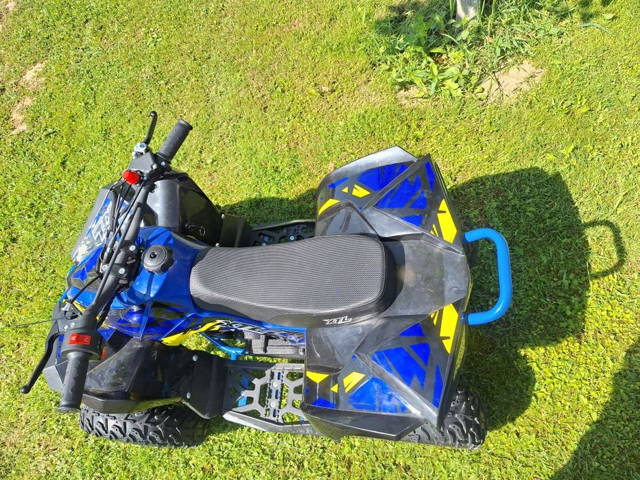 Atv xtl pt copii pana la 35 kg
