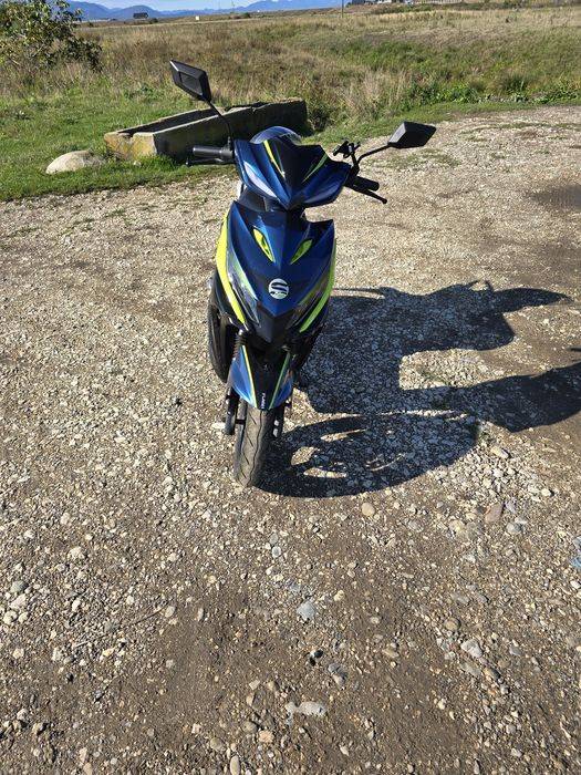 Vând scuter electric aproape nou