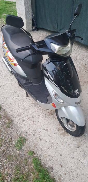 Scuter de vânzare