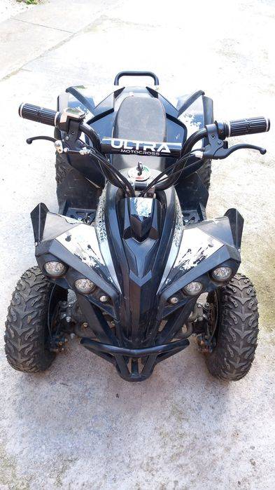 Vând atv de copi aproape nou  electric