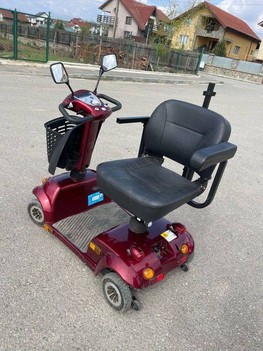 Scuter electric batrani/ cărucior electric persoane vârstnice