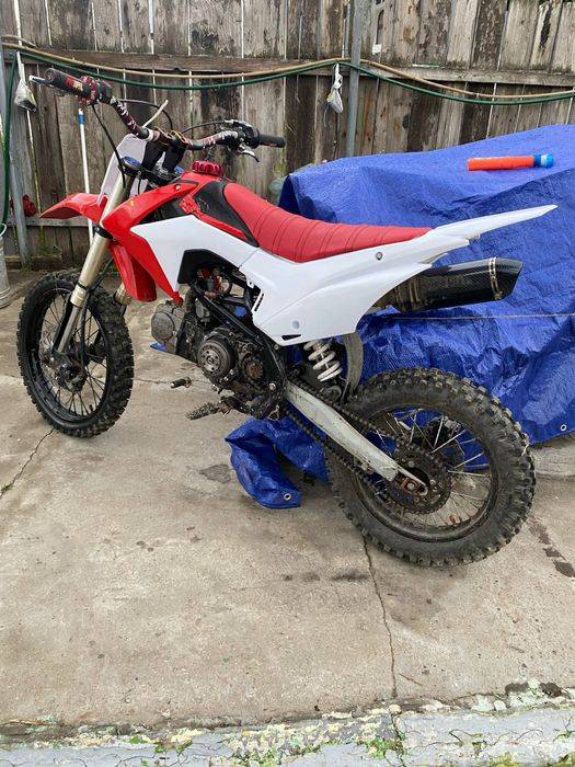 Cross 140 cc.