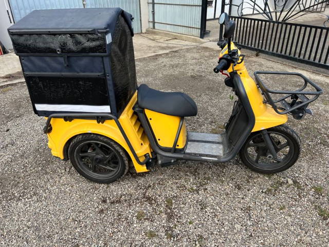 Scuter tricicleta 100% electrica Ligier Pulse 3 fab2016
