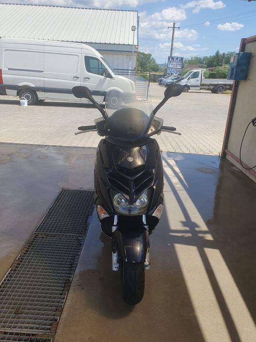 Vand scuter aprilia leonardo