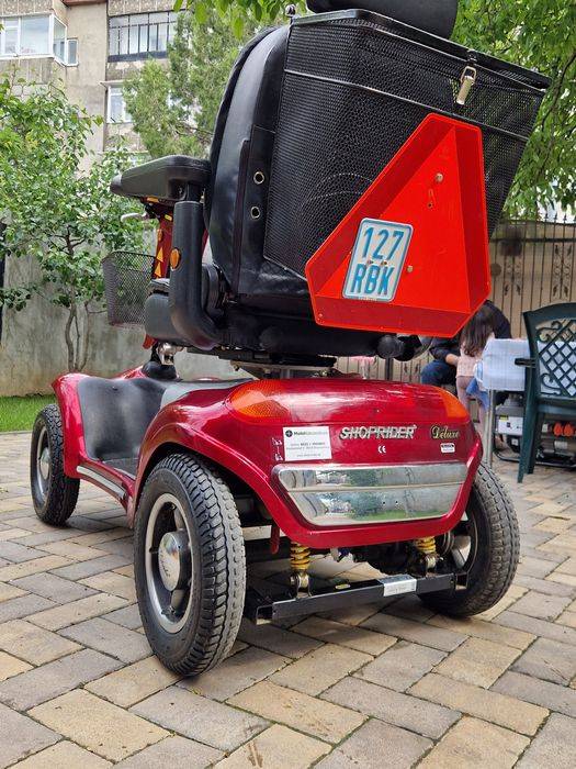 Scuter Căruț electric pentru persoane cu dizabilități