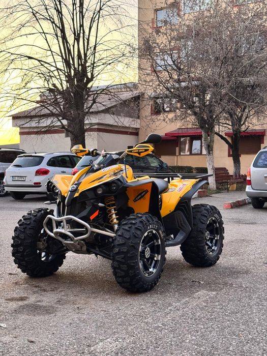 Vând Can-am Renegade 800