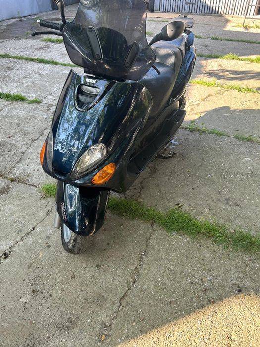 Vand scuter yamaha skyliner