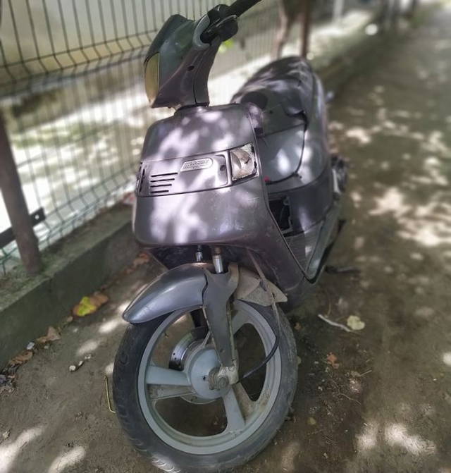 Vand scuter malaguti centro 50cc