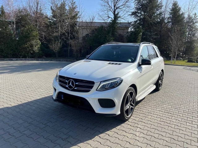 Mecedes-Benz GLE 350 4Matic/AMG/Panoramic/camera 360/Led adaptive