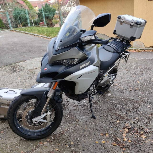 DUCATI MULTISTRADA 1200 ENDURO din 2016 cu 48000 km