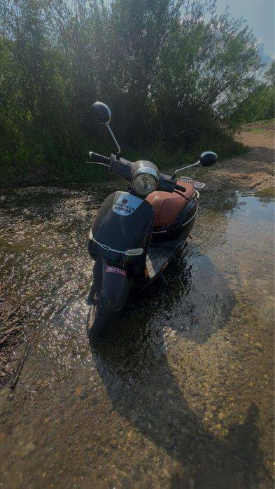 Scuter Explorer Gy6