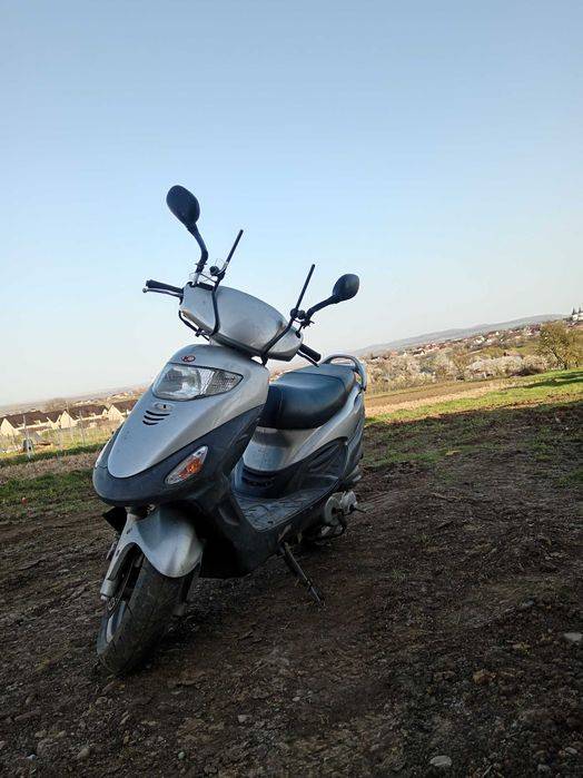 Scuter kymco 125 cc
