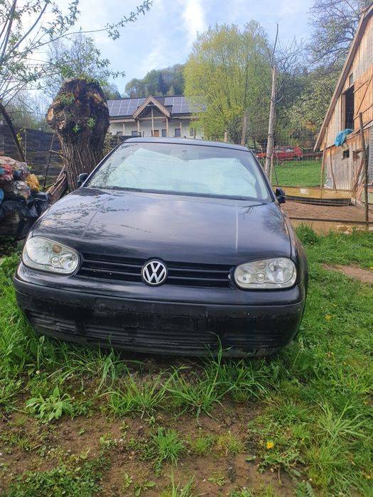 Vând sau schimb Golf 4 cu volan pe dreapta fără acte sau schimb cu atv