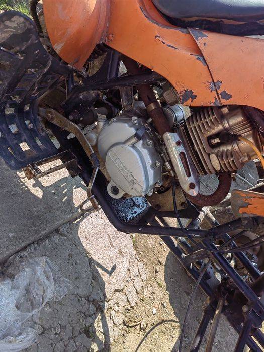Atv lifan 250 cm defect are nevoie de carburator si baterie