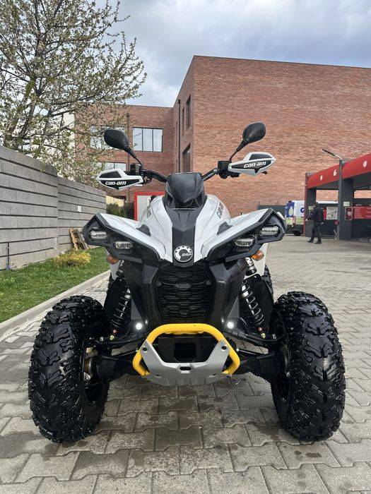 Vand Can Am Renegade 1000R
