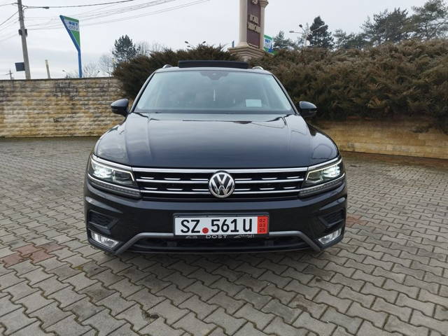 VW TIGUAN, 2.0 tdi, dsg, 4x4, matrix,pano, head up display..