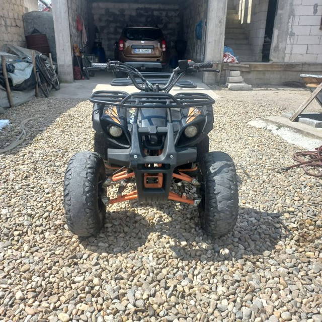 Vând atv din 2022