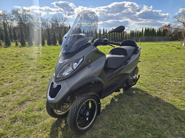 Piaggio mp3, piaggio 3 roti, scuter 3 roti, ABS/ASR, scuter in rate