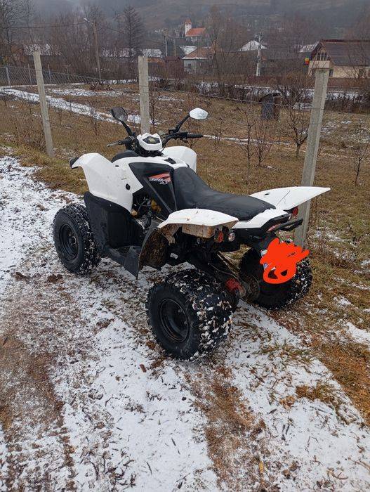 Vând  ATV Adly 320