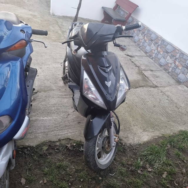 Vand scuter 49 cc