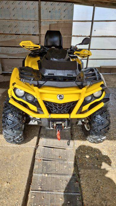 Atv can am outlander