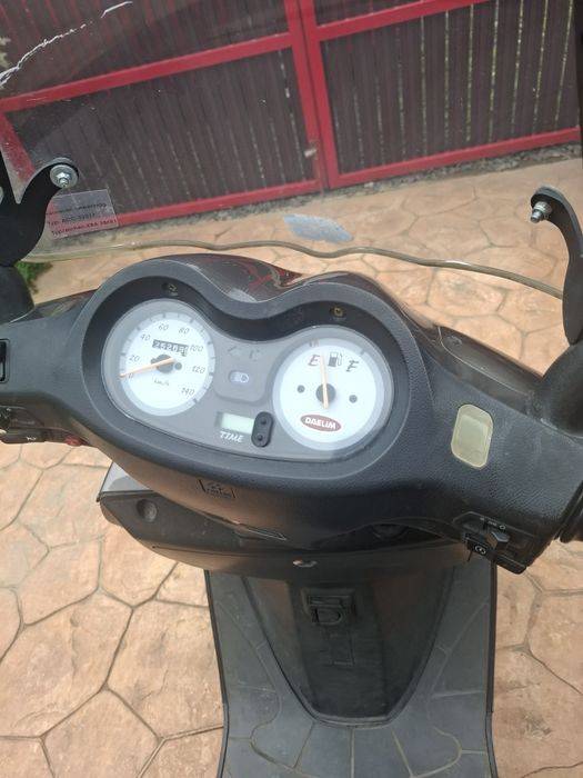 Vând scuter Daelim OTELO 125
