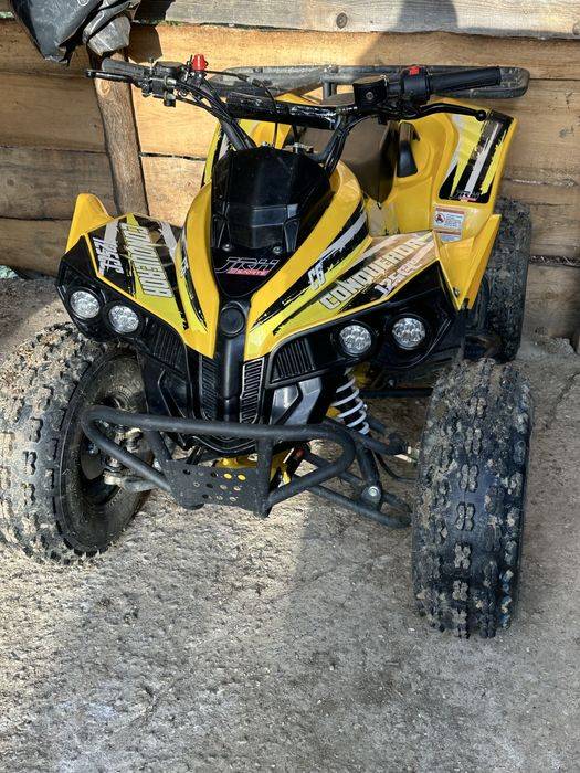 Vând atv Jrh 125 cc