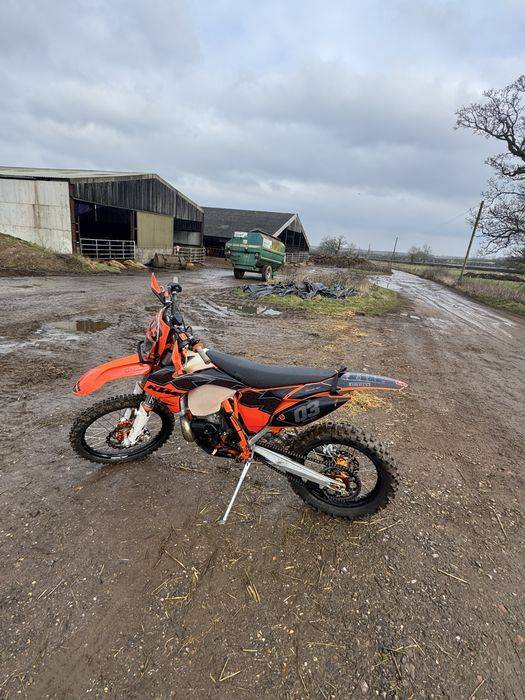 Motocross ktm 300