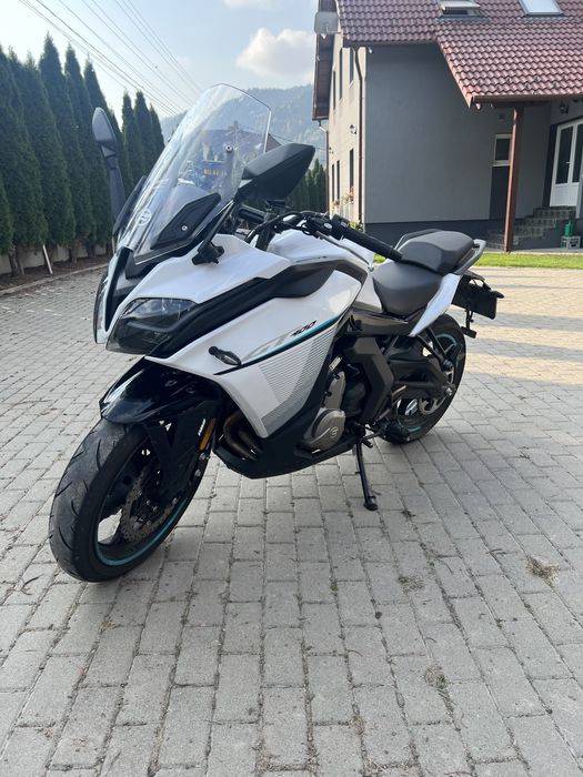 CF MOTO GT 400 2021