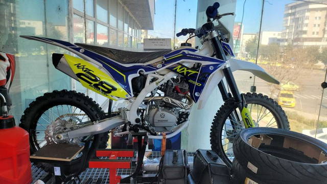 Motocicleta Enduro Off-road Barton NXT 250