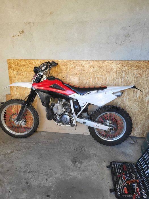 Husqvarna wr300 2009(cross enduro ktm)