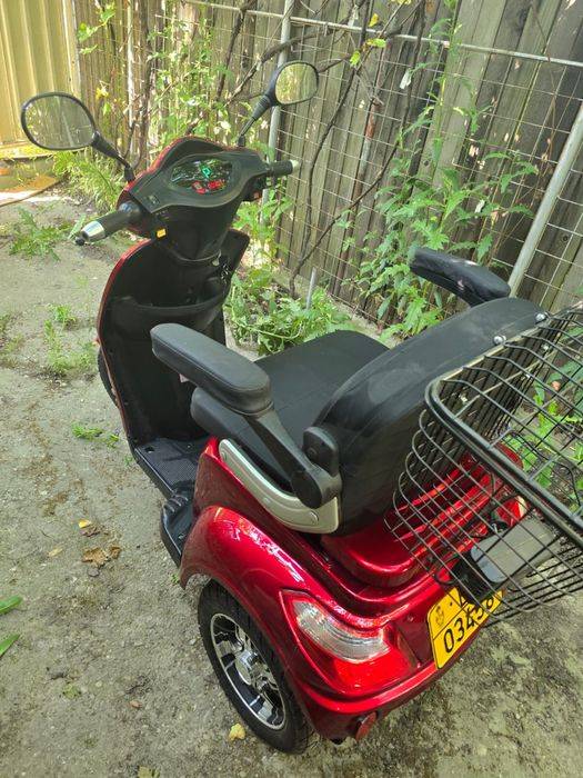 Triciclu electric NOU