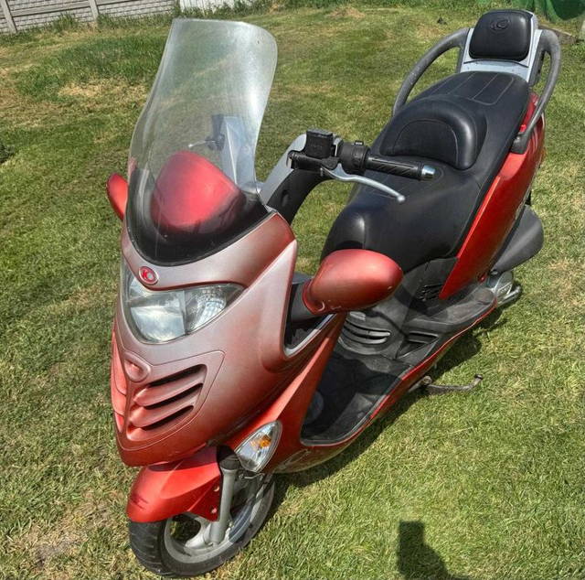 Motoscuter Kymco GrandDink 125 cmc