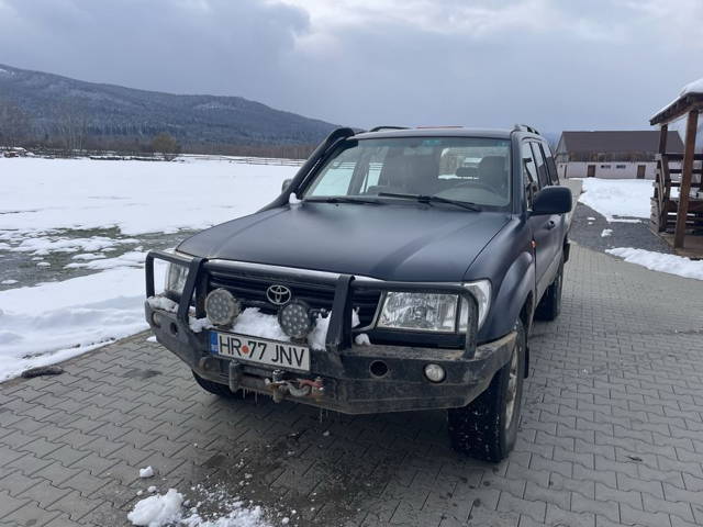 Toyota Land Cruiser HDJ 100