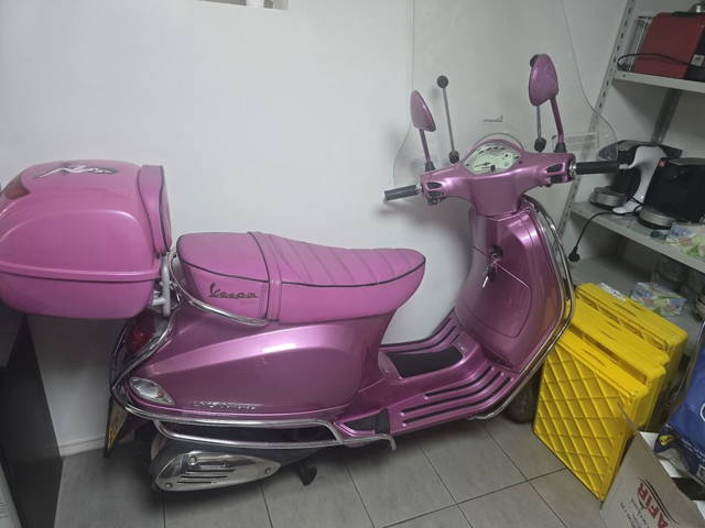 Piagio vespa  4 timpi
