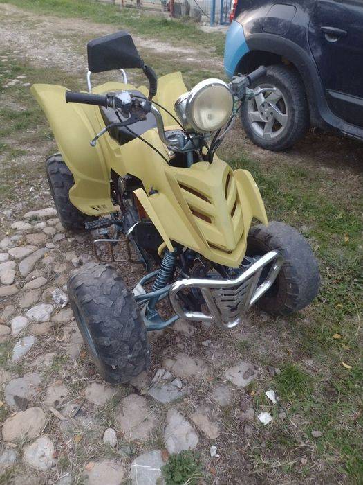 Vând ATV motor de 200cc