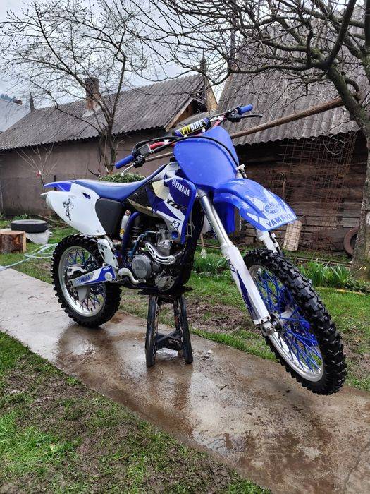 Cross Yamaha yz-250F 4t