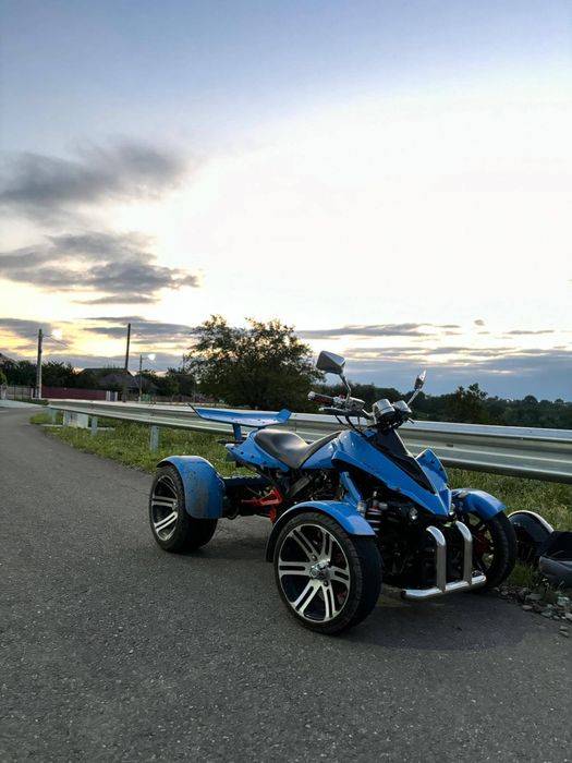 Vând atv de stradă 350cc