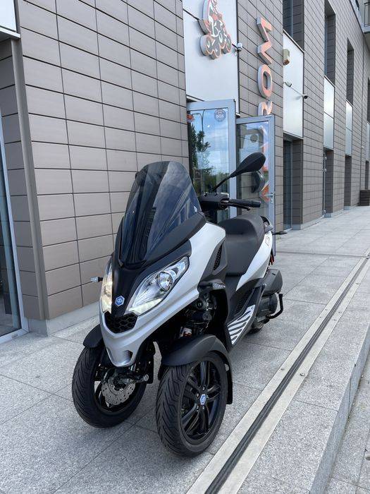 Piaggio MP3 Sport 300cmc