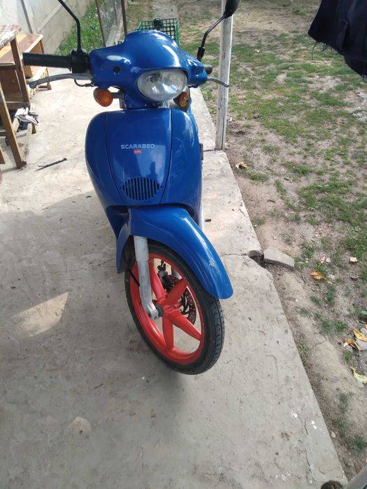Vans scuter aprilia