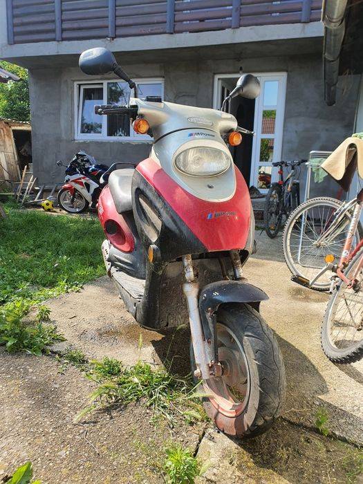 Scuter 49cc cu set de 80cc