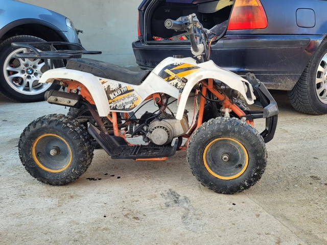 De vânzare atv 49cc