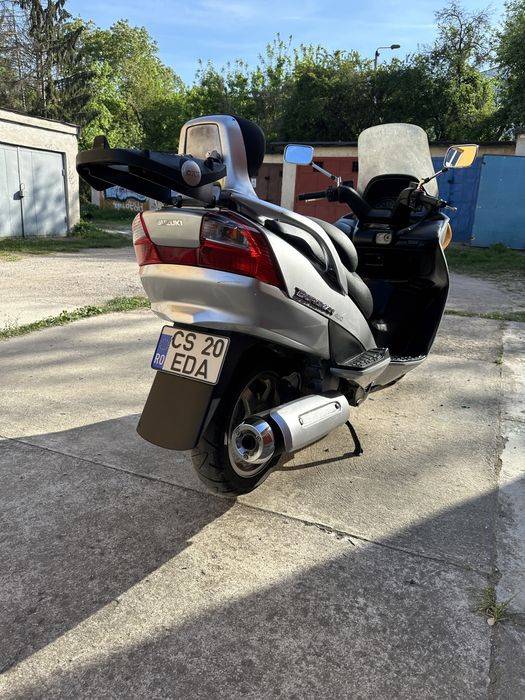 Suzuki burgman 400cm