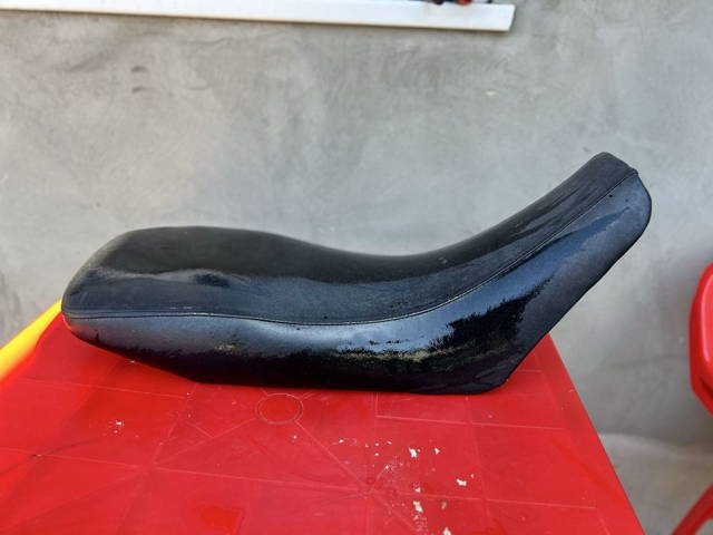 Scaun aprilia pegaso 650
