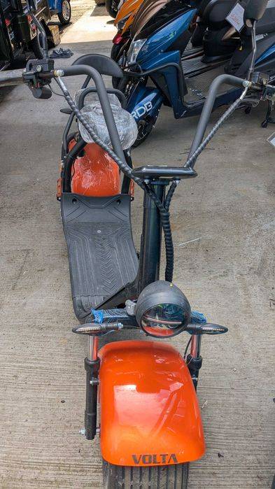 Scuter electric tip Harley, fara permis, motor 1000W