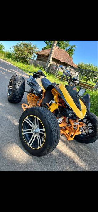Vand atv 250 de strada