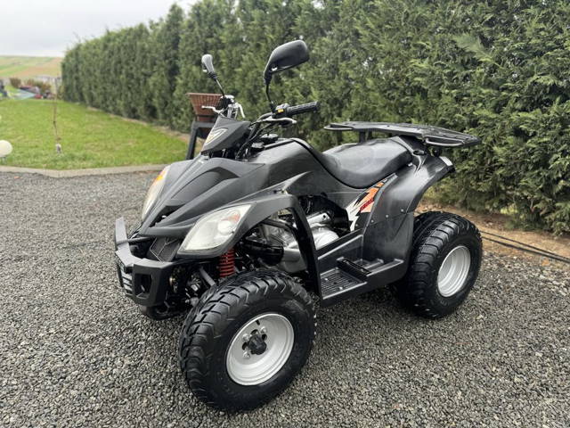 Atv e ton Daelim 250 / automat / recent adus
