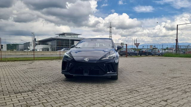 MG4 STANDARD RANGE 2024/06 5066 km rulati