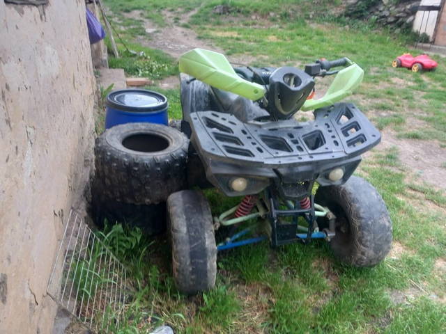 Atv-ul este de 125cc kxd