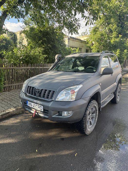 Vand Toyota Land Cruiser J120 Autoutilitara scurt, istoric demostrabil